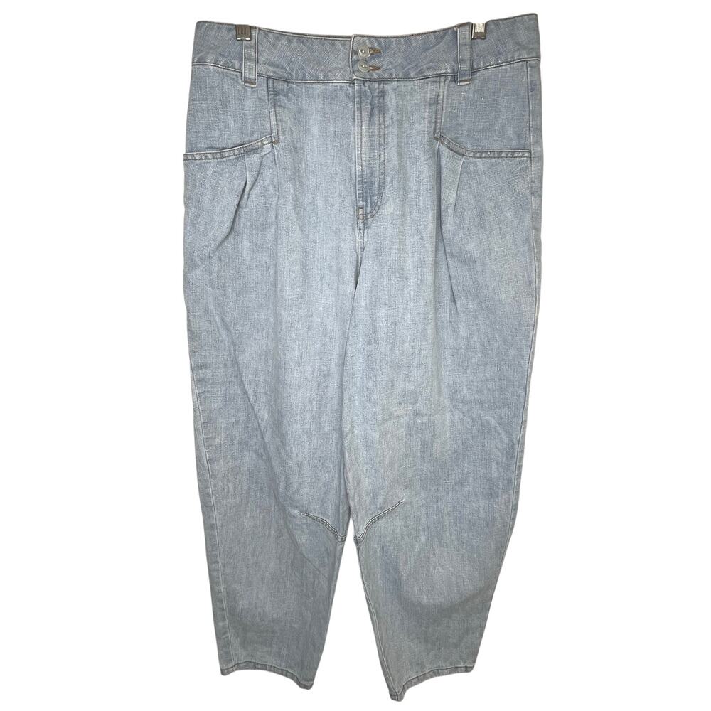 Poetry pale denim hemp/organic cotton barrel leg jeans, size 10, EUC